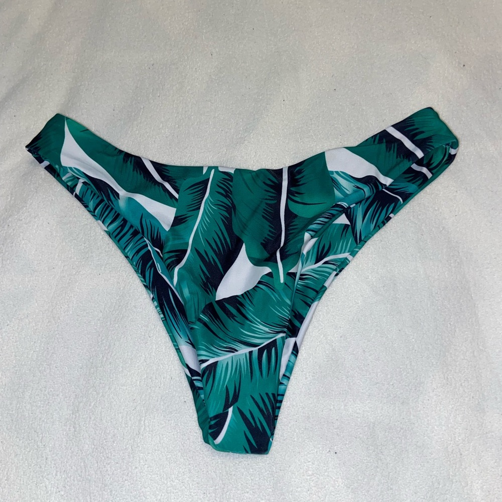 Bikini bottoms